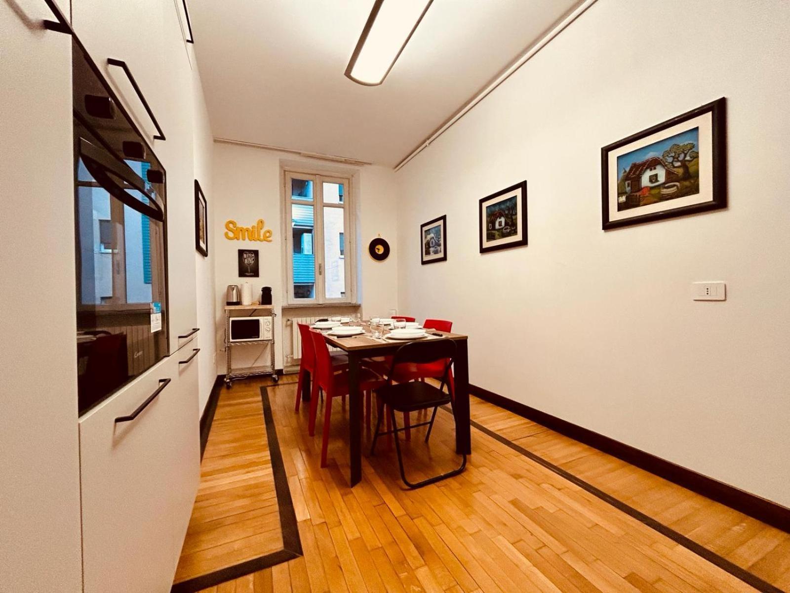 Apartament Kibilu - Via Medaglie D'Oro Centro Citta Con Parcheggio Varese Zewnętrze zdjęcie